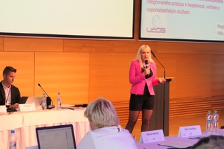 JUDr.___aneta_Surmajov____PhD._46 JUDr.___aneta_Surmajov____PhD._46